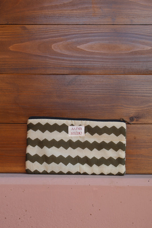 Lalita pouches ~ size M